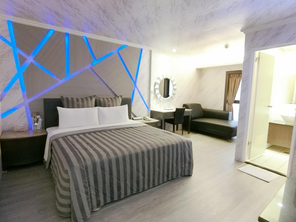 Full Moon Boutique Motel Hsinchu City Exterior photo